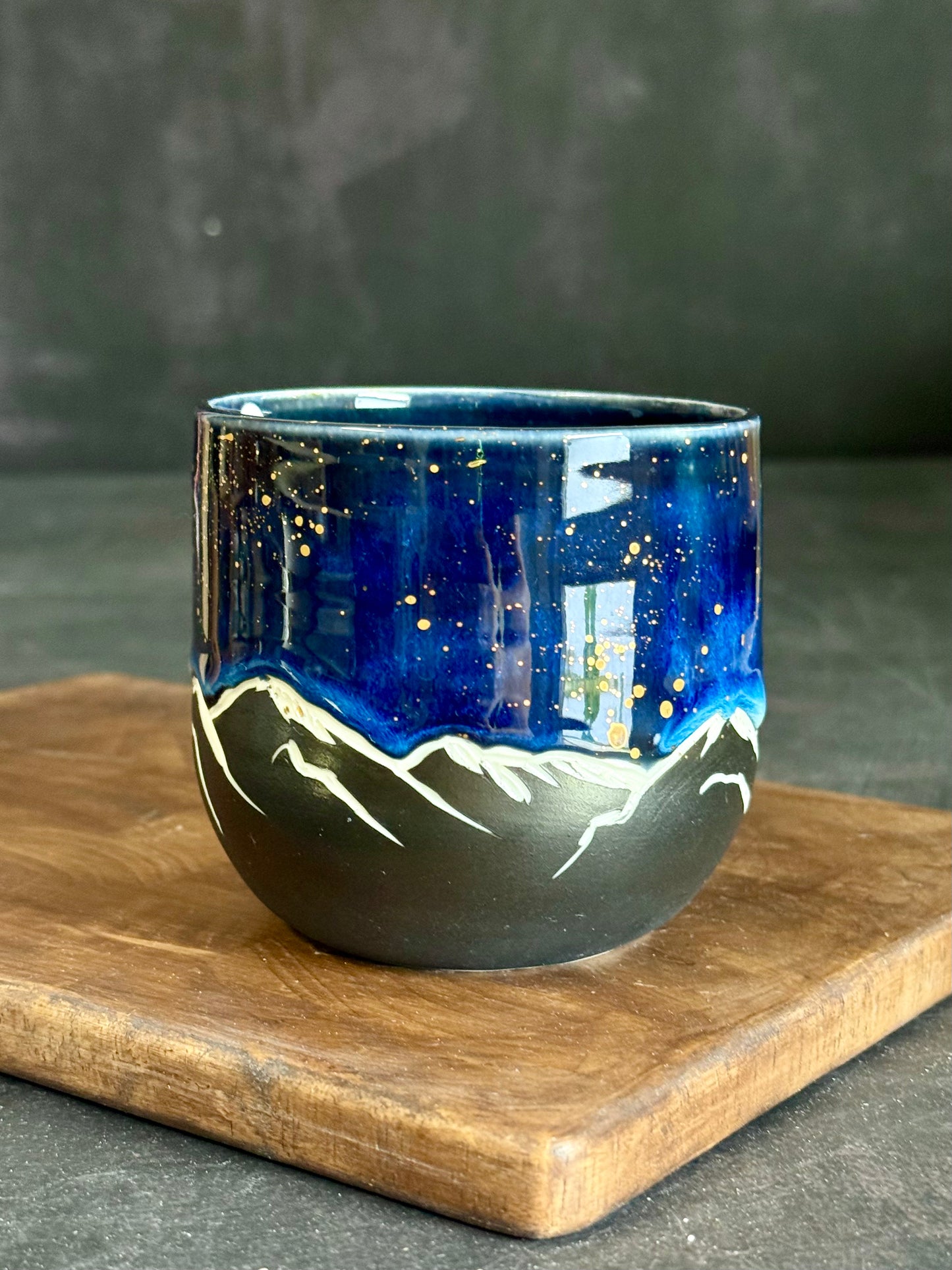 Porzellanbecher "Galaxy Mountains" mit Echtgold,270ml #294