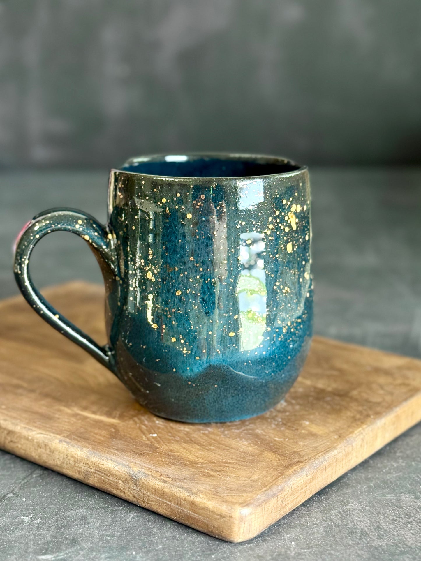 Tasse in "Stardust" mit Echtgold, 380ml #302