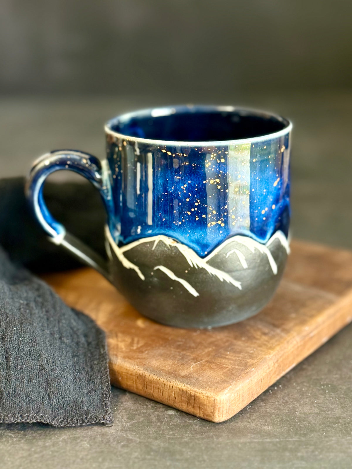 Porzellantasse "Galaxy Mountains" mit Echtgold,300ml, #382