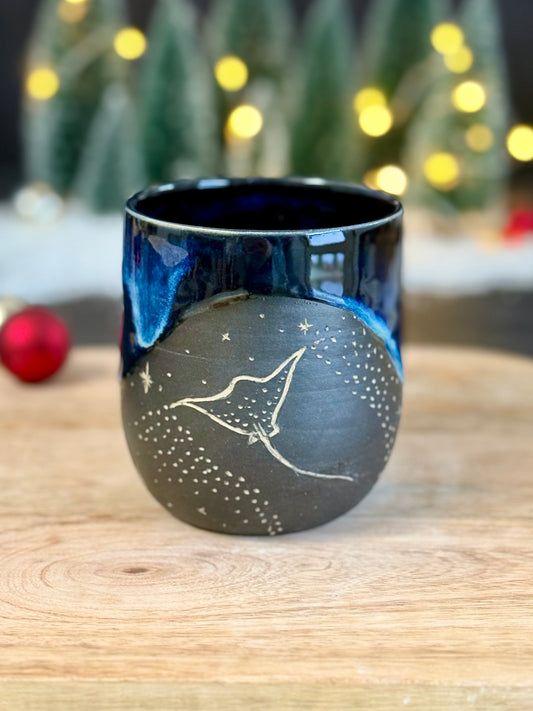 Becher in "Galaxy" mit Rochen #3,380ml