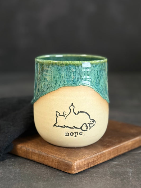 Nope Becher in "Green Meadows", 400ml, #219