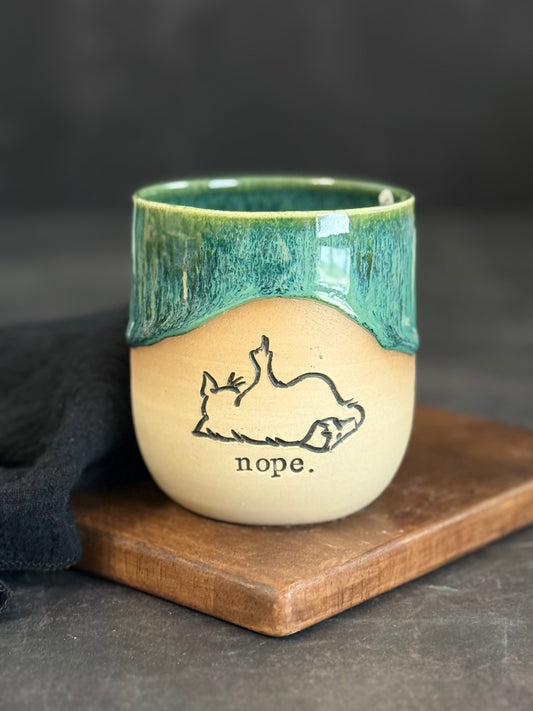 Nope Becher in "Green Meadows", 300ml, #221
