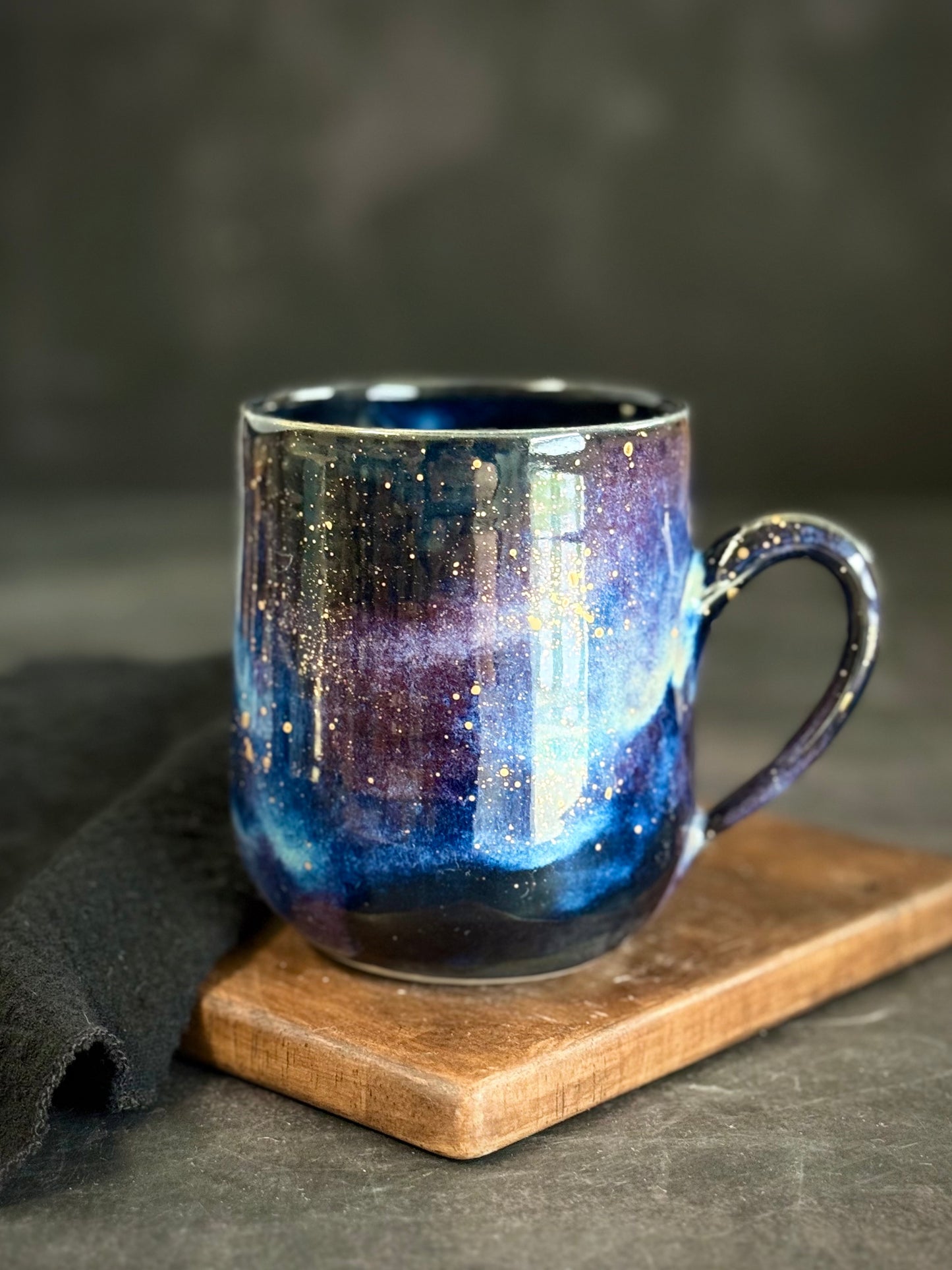 Tasse Galaxy mit Echtgold. 450ml, #253,*Reduziert