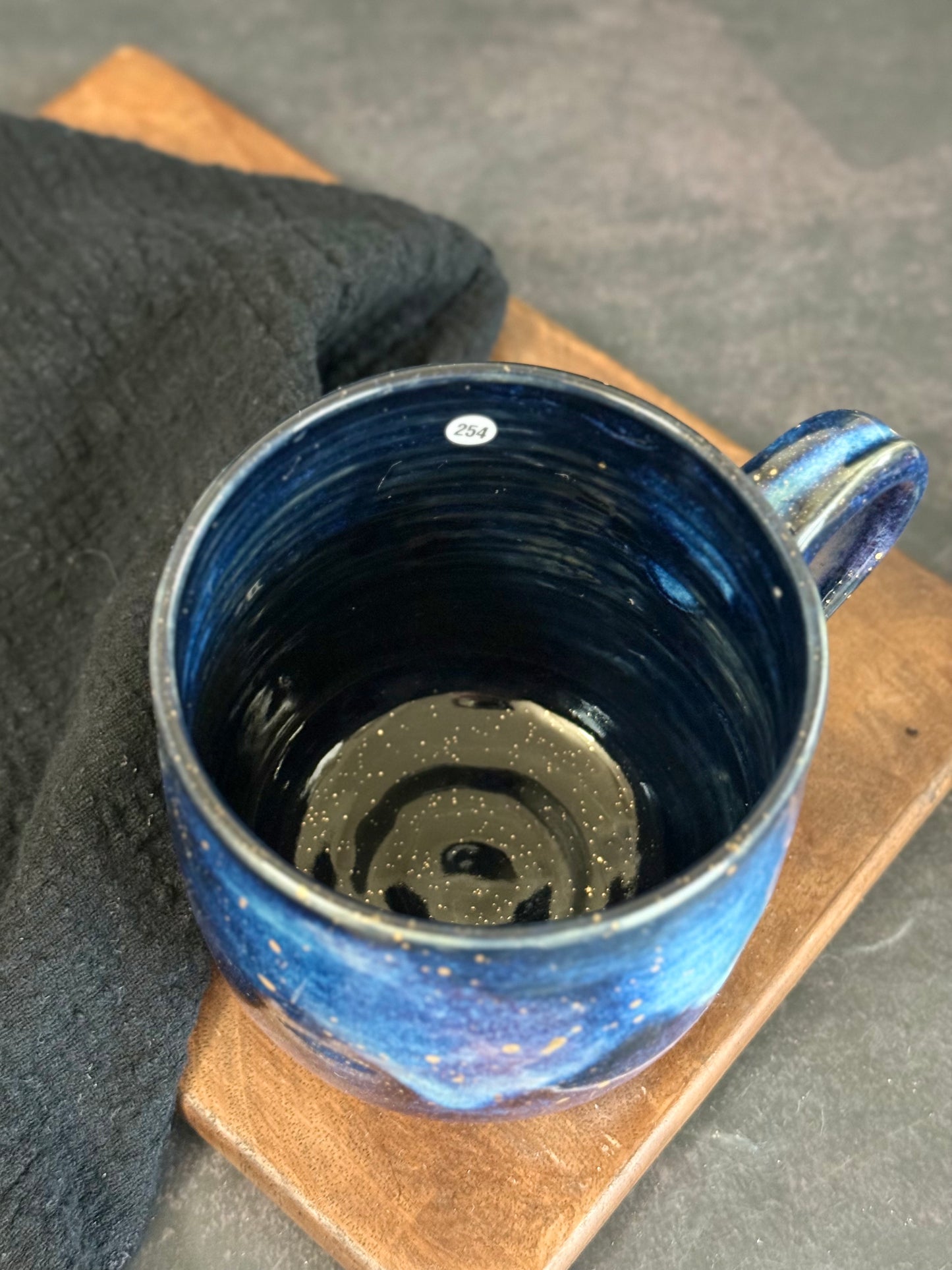 Tasse Galaxy mit Echtgold. 450ml, #254
