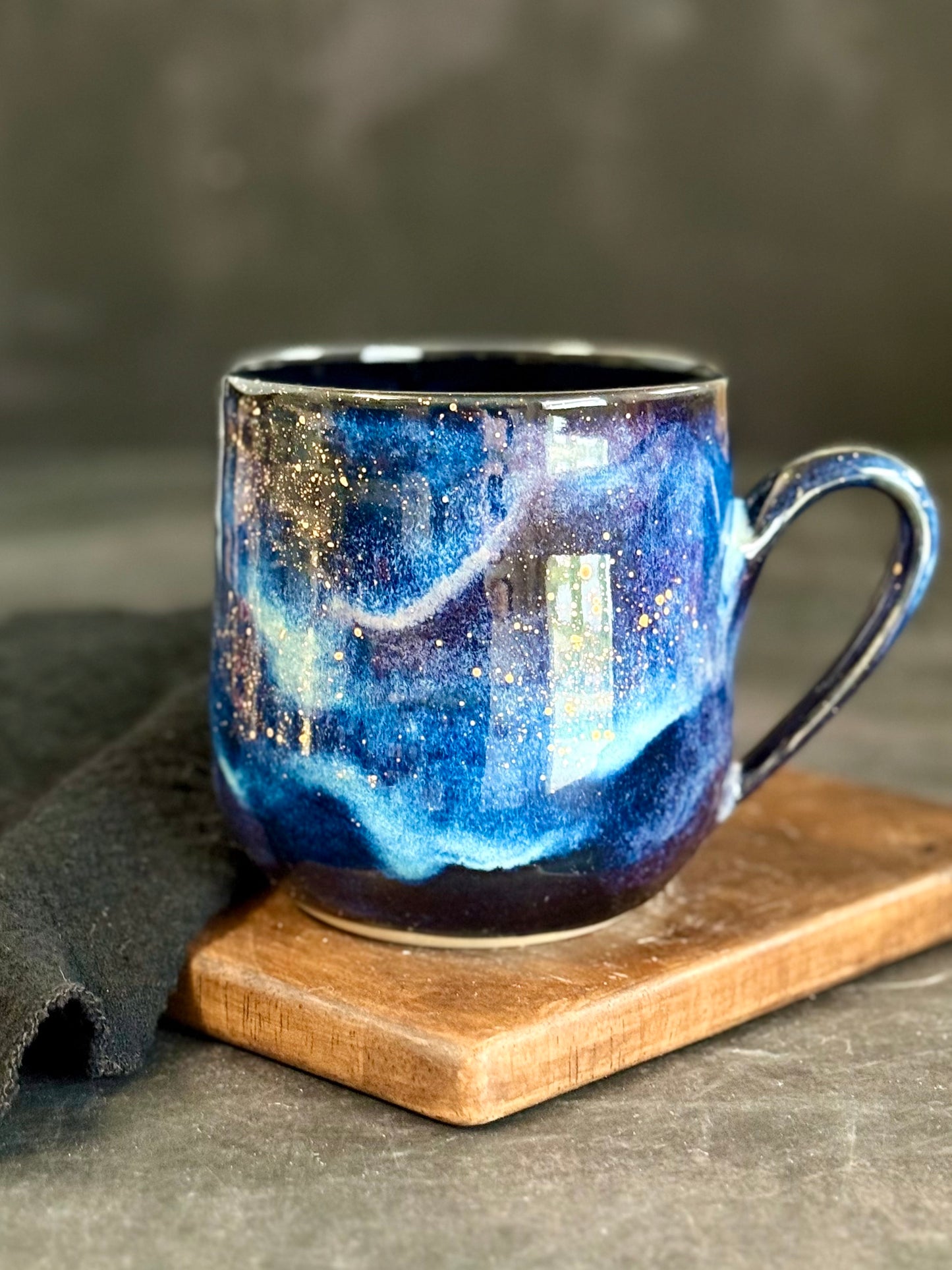 Tasse Galaxy mit Echtgold. 450ml, #255