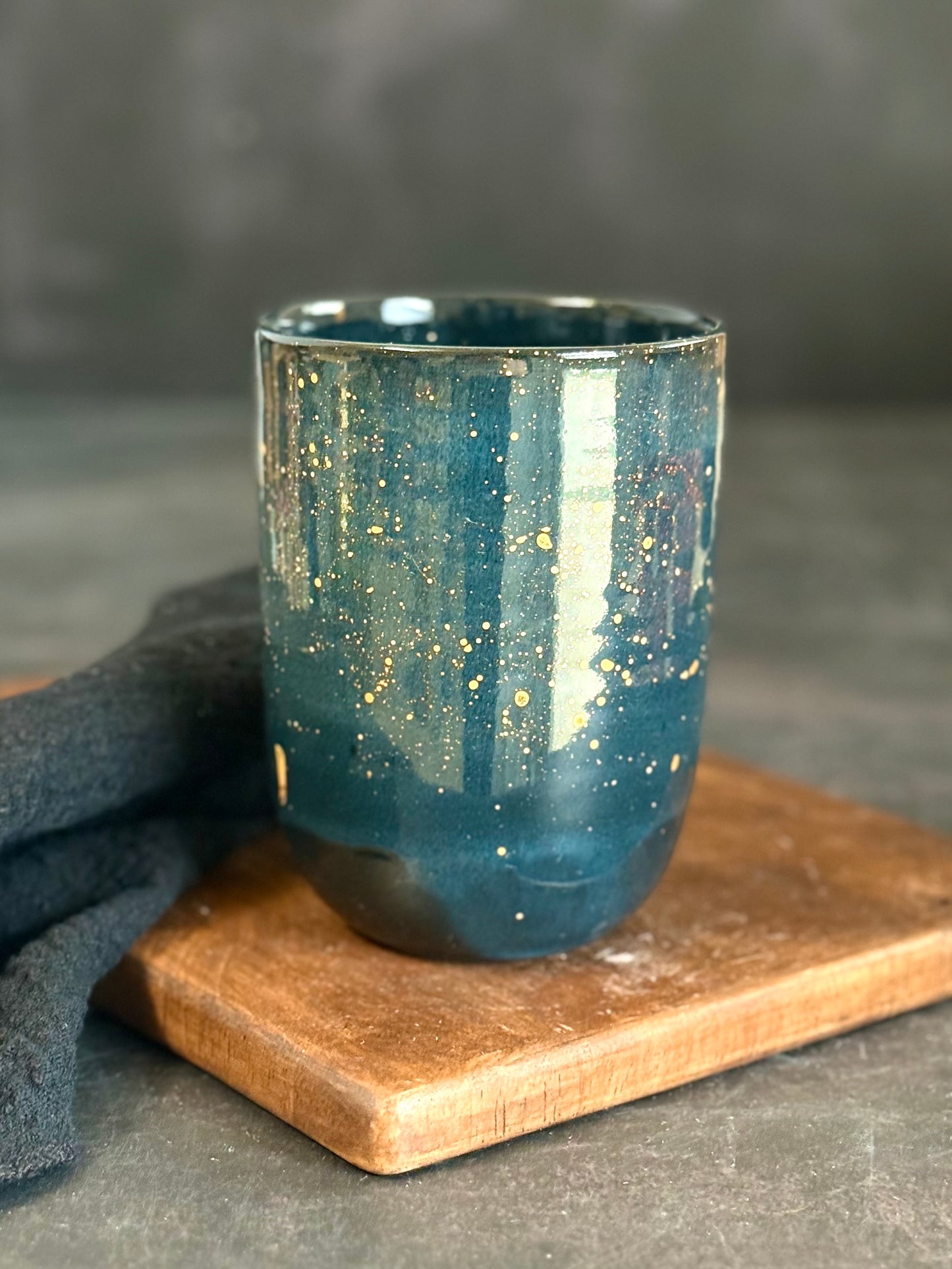 Lattebecher in "Stardust" mit Echtgold, 350ml, #265